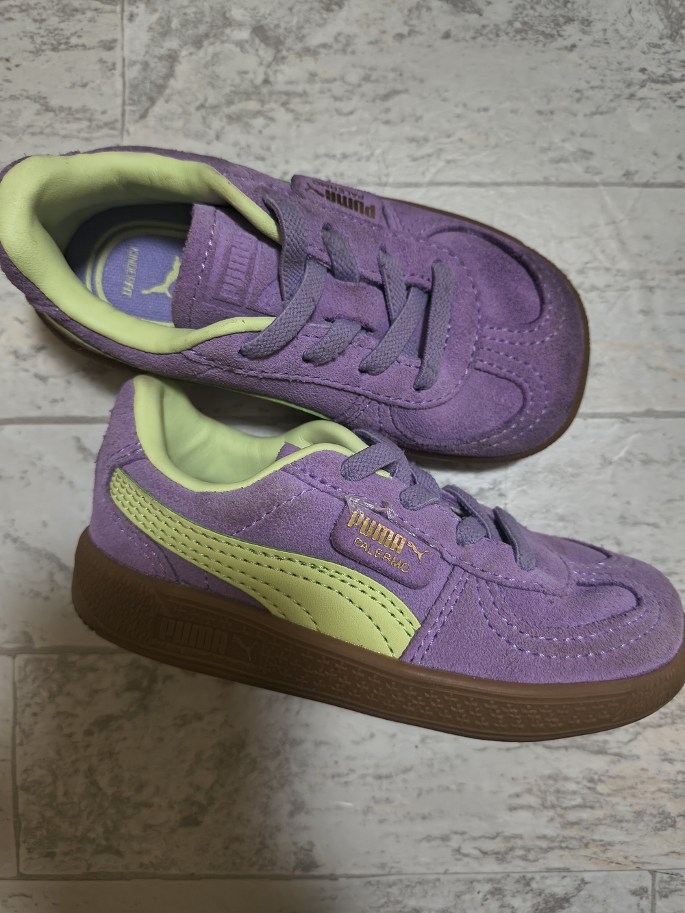 Puma Kids (Toddler 7) Suede Classic Shoes in Lavender with Lime Accent